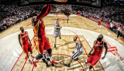 开云体育-五大联赛边路组合如何影响整体战术结构韵律，五大顶级边路