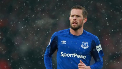 开云app下载-德甲球队基于视觉反馈系统优化定位球站位决策